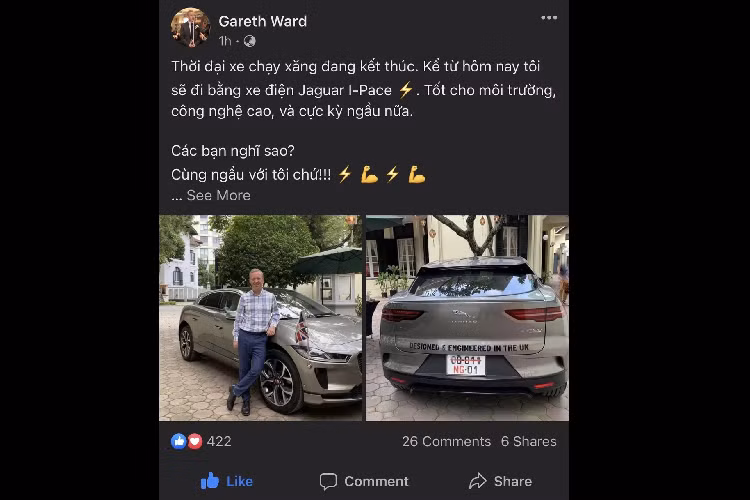 Mới đây, một số hình ảnh của chiếc Jaguar i-Pace chạy điện tại một trạm đăng kiểm thuộc địa phận Hà nội đã bất ngờ xuất hiện trên mạng khiến nhiều người ngỡ ngàng. Đây có lẽ là chiếc xe ô tô điện đầu tiên của Jaguar tại Việt Nam. Được biết chiếc xe ôtô điện Jaguar i-Pace này xuất hiện trong khuôn viên đại sứ quán Anh tại Việt Nam và chiếc xe này sẽ được sử dụng bởi ông Gareth Ward - đại sứ Anh tại Việt Nam.