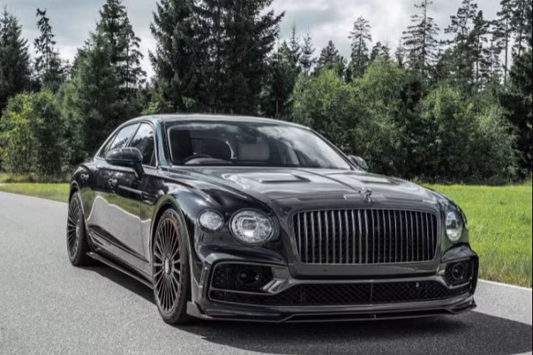  Bentley Flying Spur 2021 mới đã lọt vào tầm ngắm của hãng độ trứ danh Mansory, chiếc sedan sang trọng bậc nhất thế giới đã được nâng cấp về cả diện mạo lẫn hệ truyền động để trở nên ấn tượng và đẳng cấp hơn nữa.