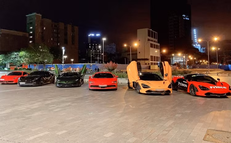 McLaren 720S va 570S do Vorsteiner 