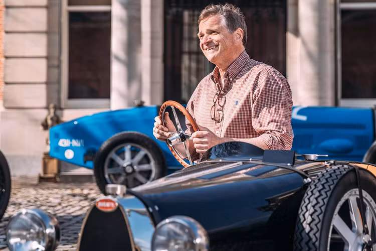 "Bugatti Baby II là sự tôn vinh đối với kiệt tác ban đầu của Ettore Bugatti. Mỗi chiếc Baby II đều được chế tạo theo thông số kỹ thuật mà khách hàng yêu cầu, chính vì thế nó là độc nhất vô nhị", Ben Hedley, Giám đốc điều hành của Little Car Company cho biết.