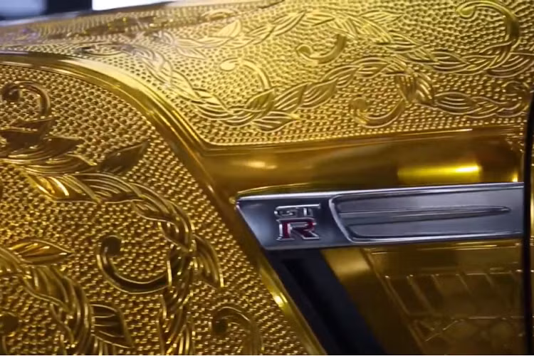 Một chiếc Lexus LFA hoặc Aventador SV có thể sẽ có giá tương đương, nhưng chúng không phải là một trong những sản phẩm gây chú ý bậc nhất trong Triển lãm SEMA 2015.