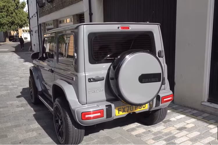Công việc chuyển đổi chiếc xe này không chỉ đơn thuần là lắp đặt một bộ body kit bên ngoài.