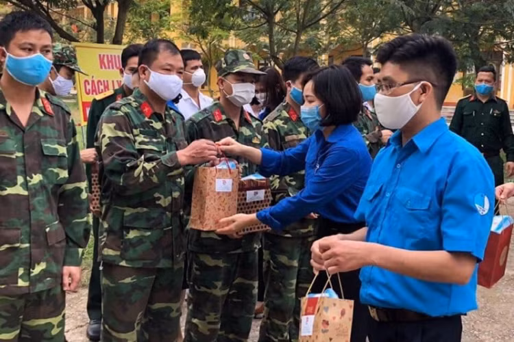 Mot nguoi Hai Duong nhiem Covid-19 khi nhap canh Nhat Ban