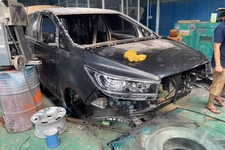 Toyota Innova 