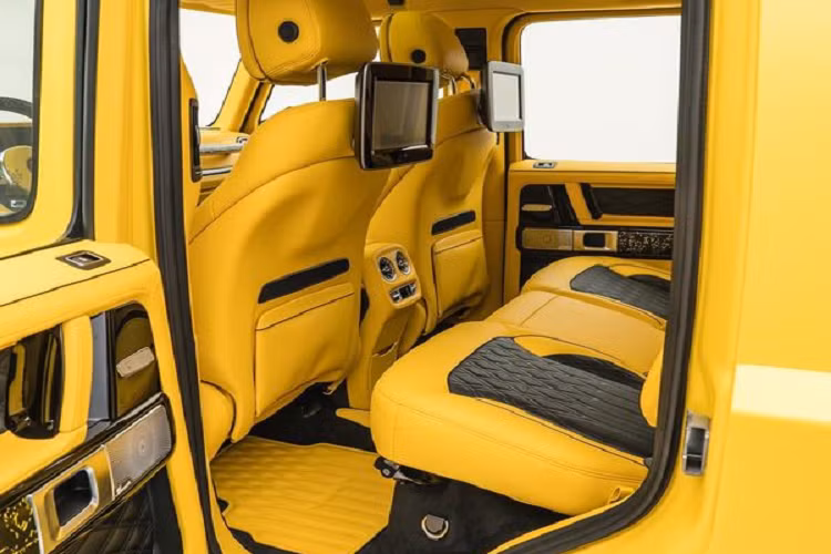 Tương tự 10 chiếc Mansory Gronos 2021 mới được giới thiệu hồi tháng 4 năm nay, 10 chiếc Gronos mới cũng được điều chỉnh để mạnh tới 838 mã lực và 1.000 Nm mô-men xoắn cực đại, tăng đáng kể từ những con số 577 mã lực và 850 Nm.