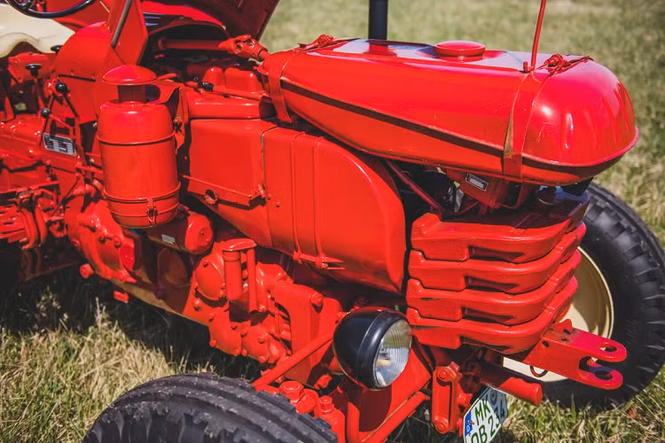 Từ năm 1956 đến năm 1963, hơn 125.000 máy kéo Porsche-Diesel đã được sản xuất và xuất khẩu đi nhiều quốc gia trên thế giới.