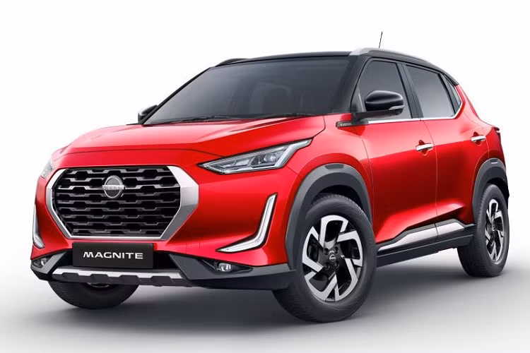 Xe được trang bị đồng hồ tốc độ kỹ thuật số, hỗ trợ Android Auto và Apple CarPlay, xe cũng có cả camera 360 độ. Tuy nhiên, Magnite chỉ có 2 túi khí và hệ thống cân bằng điện tử, mà không có sự hỗ trợ của các tính năng an toàn chủ động.