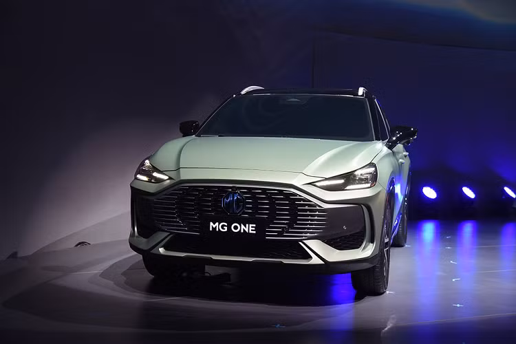 Đáng tiếc là hiện hãng MG chưa công bố hình ảnh nội thất bên trong One. Chỉ biết rằng, mẫu SUV mới này sẽ được trang bị nội thất 5 chỗ ngồi.