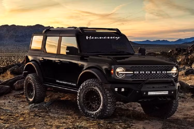 Các chuyên gia tại Hennessey Performance Engineering đã phát triển gói nâng cấp VelociRaptor 400 dành cho phiên bản mạnh mẽ nhất của Ford Bronco 2021 mới - những chiếc được trang bị động cơ EcoBoost 2.7L.