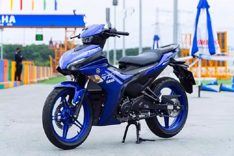 Yamaha Exciter 155 VVA 2021 tai Viet Nam - ong vua con tay moi-Hinh-2