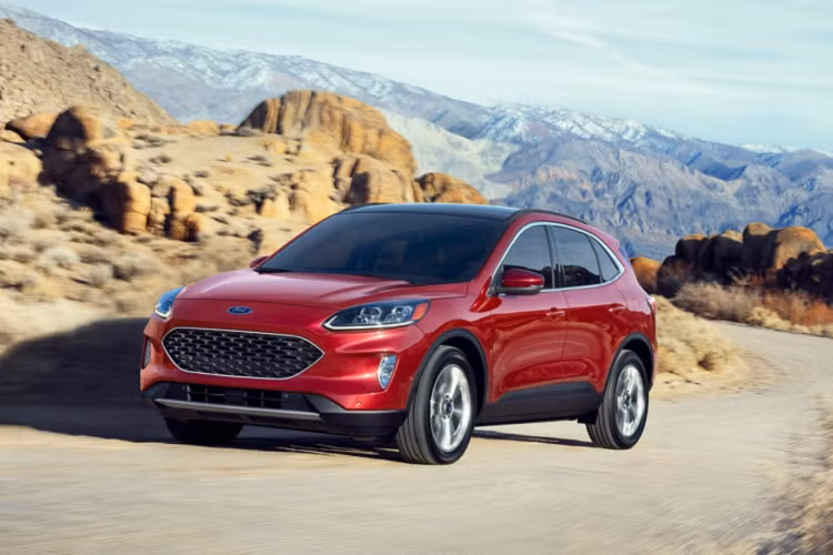 Ford Escape vao top xe cu dang tin dung nhat tai My