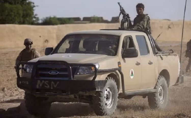 Gan 65.000 xe Ford Ranger va Humvee cua My bi bo lai Afghanistan
