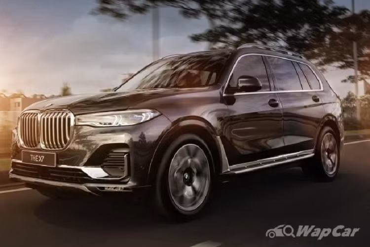 Nằm dưới mui xe là khối động cơ tăng áp 6 xy-lanh thẳng hàng 3.0L tạo ra công suất tối đa 335 mã lực và momen xoắn cực đại 450 Nm. Đi kèm với đó là hộp số tự động 8 cấp và hệ dẫn động 4 bánh toàn thời gian xDrive.