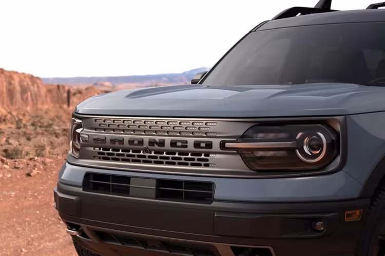 Kích thước lốp lớn nhất mà Ford dành cho Bronco Sport là 235/65, đó là tùy chọn trên Badlands và là tiêu chuẩn trên First Edition. 