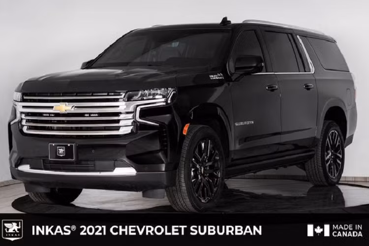 Với gói giáp CEN 1063 BR 6, Chevrolet Suburban 2021 mới có thể chống chịu được đạn từ khẩu AK-47 và an toàn thoát khỏi các vụ nổ từ lựu đạn cầm tay DM51.