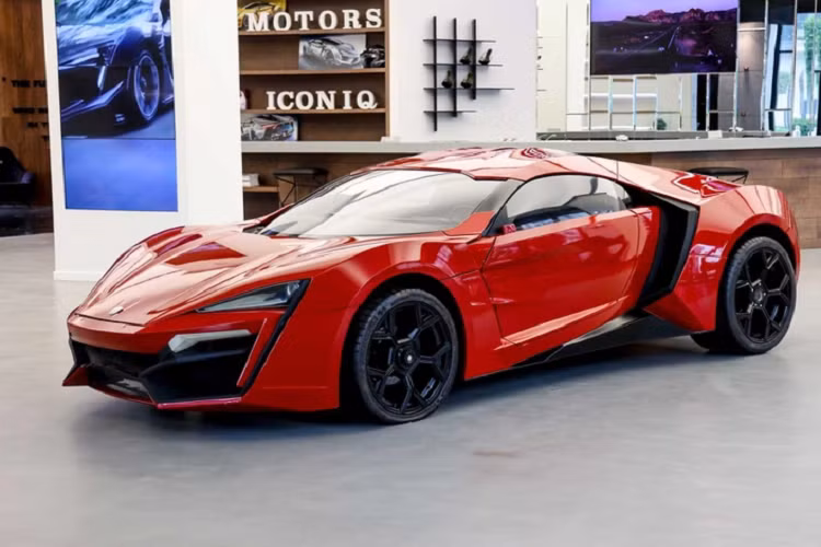Một bản sao của siêu xe Lykan HyperSport sắp được bán đấu giá theo hình thức NFT (viết tắt của Non-Fungible Token, loại token mã hóa trên blockchain đại diện cho một loại tài sản duy nhất).