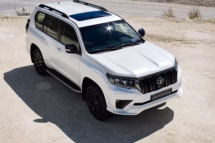 Toyota Prado 2022 phai lui lich ra mat vi Land Cruiser 