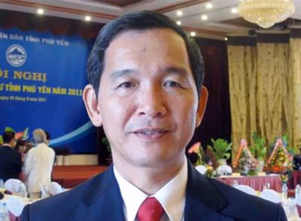 Ky luat canh cao nguyen Pho Chu tich tinh Phu Yen Tran Quang Nhat