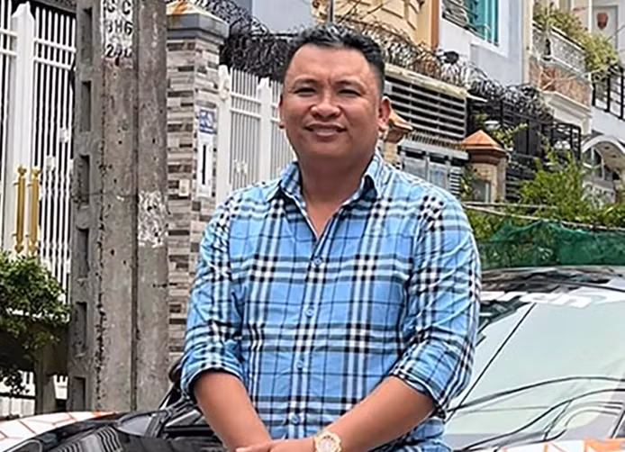 Vu trum sieu xe Phan Cong Khanh lua dao: Bat them mot dong pham
