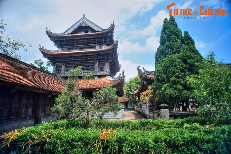 Theo đánh giá của giới nghiên cứu, gác chuông chùa Keo là một trong những công trình sáng giá nhất trong toàn bộ kiến trúc Phật giáo Việt Nam hiện tồn.