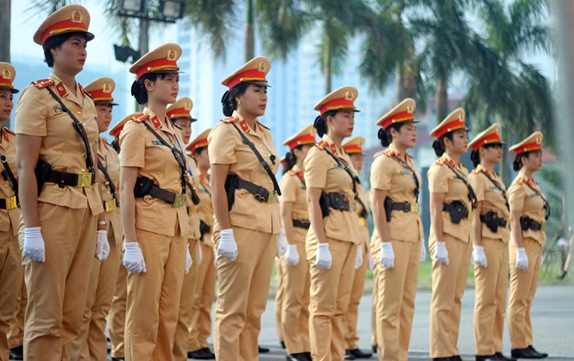 Các bóng hồng CSGT lựa chọn tham dự hội thi.