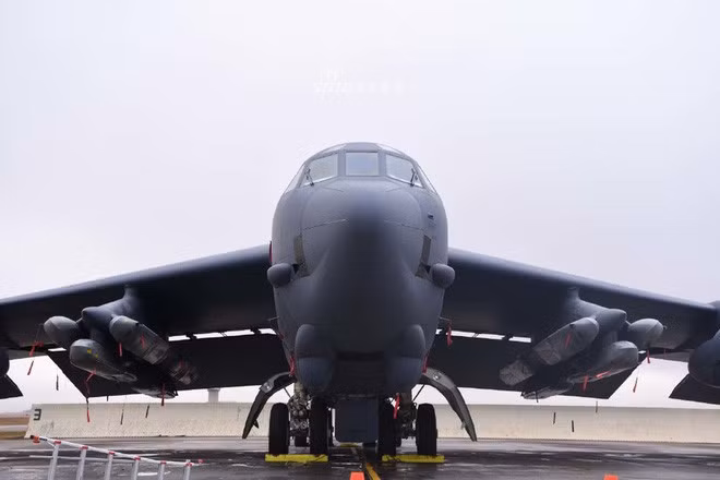Trong cuộc chiến tại Afghanistan, những chiếc B-52 của Mỹ bay từ các căn cứ trong nội địa nước này để tấn công các căn cứ của Taliban.
