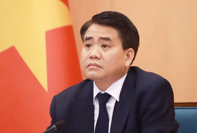 Sau khoi to “Chiem doat tai lieu mat”, Chu tich Chung con bi dieu tra 2 vu an?