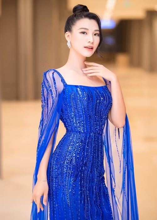 Hậu ly hôn, đến nay, Hoàng Oanh kín tiếng về chuyện tình cảm.