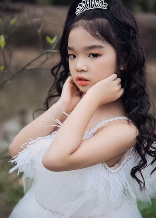 Xuân Lan khẳng định, cô không ưu ái con mình trong các chương trình mà phải dựa trên khả năng của bé để sắp xếp vào những show diễn phù hợp.