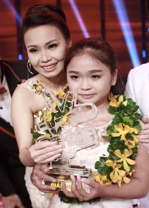 Vợ chồng Cẩm Ly - Minh Vy vốn dìu dắt Thiện Nhân ngay từ khi mới bước chân vào showbiz. Ảnh: Fanpage