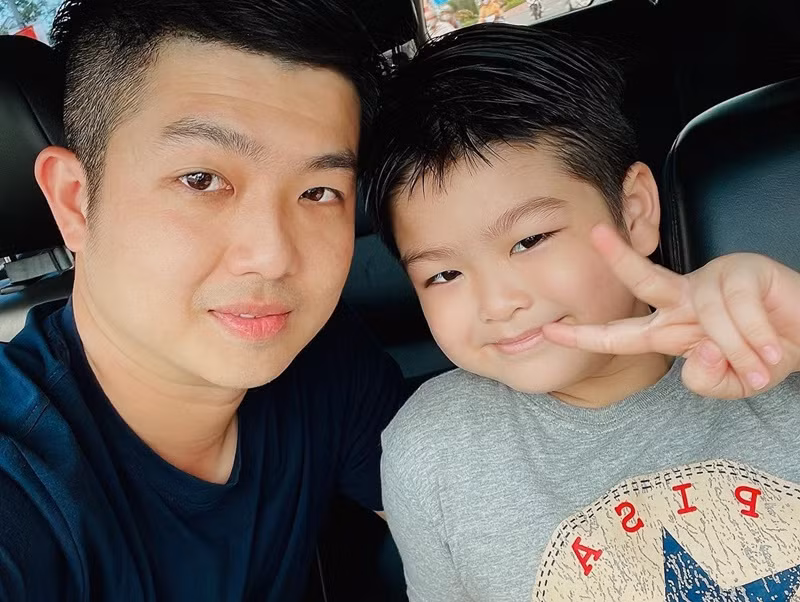 Nữ diễn viên mong con trai nghe lời bố, ông bà nội và hy vọng sau này con trai lớn, sẽ hiểu được tình cảm của cô dành cho con nhiều như thế nào.