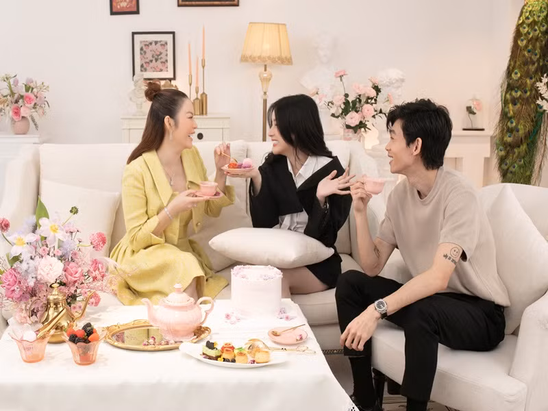 Mie vốn nổi tiếng với biệt danh "hoa hậu DJ" nhờ sở hữu ngoại hình xinh xắn, quyến rũ.
