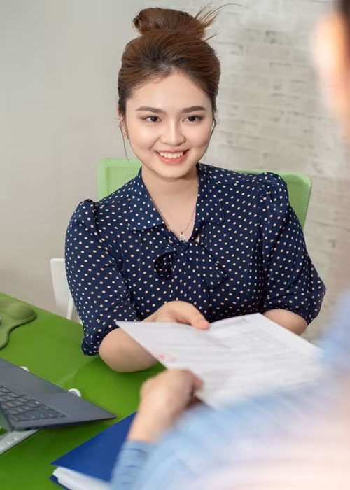 Không chỉ Hoa hậu Khánh Vân, Thiện Nhân cũng “đá chéo sân” làm CEO. Nữ ca sĩ góp vốn 2 tỷ đồng và trở thành CEO của một công ty du lịch. Ảnh: Người đưa tin