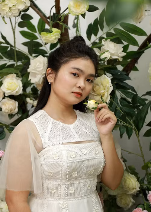 Theo Thiện Nhân, fanpage mang tên Thiện Nhân từ 1 năm nay đã không còn thuộc quyền quản lý của Thiện Nhân mà là của anh chị cô. Nữ ca sĩ yêu cầu người nhà trao lại quyền nếu không thì từ ngày 5/7 cô sẽ không liên lạc nữa. Ảnh: FBNV