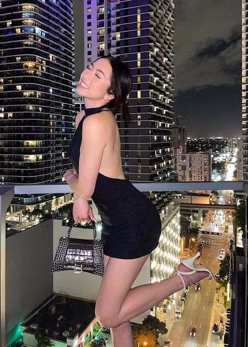 Isabella Quỳnh Tiên Hồ sinh năm 1999, là ái nữ của ca sĩ Thanh Hà. Ảnh: Instagram