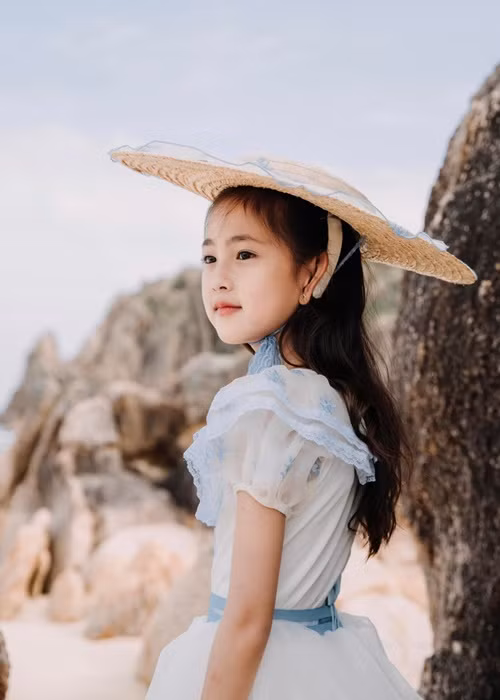Ngay khi từ còn nhỏ, bé Viann đã được chăm chút, làm điệu.