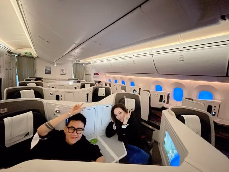 Cặp đôi tin đồn song hành trong cả cuộc sống lẫn công việc. Ảnh: FBNV