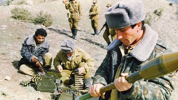Hiện nay khu vực Ngoại Kavkaz - thị trường quan trọng của hàng hóa Nga đồng thời vẫn bị xem là vùng ảnh hưởng truyền thống của Moskva đã được thêm vào danh sách này.