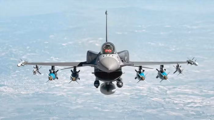Chính vì yếu tố trên, trường hợp phi công tiêm kích F-16 Thổ Nhĩ Kỳ có “lỡ tay” bắn hạ cường kích Su-25 của Armenia như cáo buộc thì cũng là dễ hiểu khi cả Ankara lẫn Baku đều lên tiếng bác bỏ như nhận định của các chuyên gia.