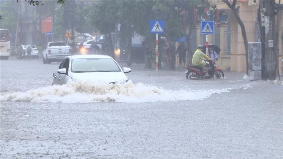 Theo dự báo mưa lớn dự kiến sẽ còn tiếp tục. (Ảnh: Pháp Luật và Bạn Đọc)