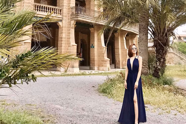Lã Thanh Huyền khoe vẻ quyến rũ tại hòn đảo Mallorca.