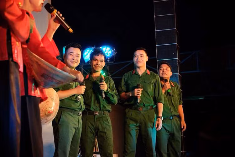 Ya Suy hiện khá kín tiếng về đời tư. Ảnh: FBNV