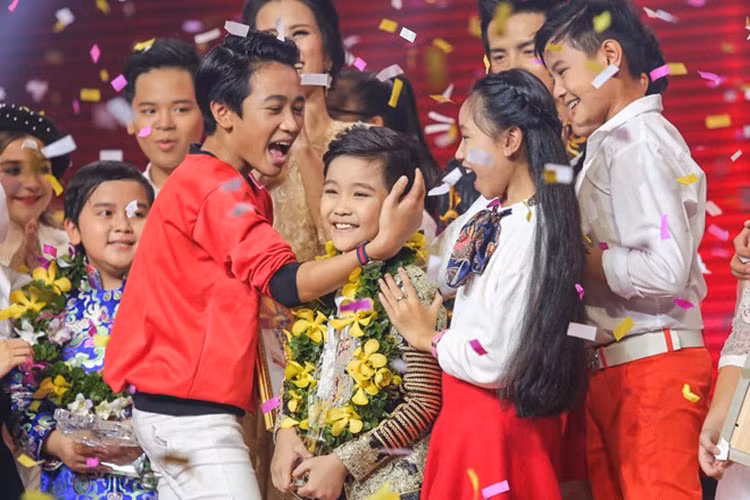 Trịnh Nhật Minh là giọng ca nhí tài năng, giành ngôi vị quán quân Giọng hát Việt nhí mùa 4. Ảnh: hanoimoi