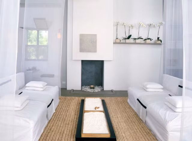 3. Không gian gara nhỏ có thể biến thành nơi nghỉ ngơi, thư giãn vô cùng thoải mái như một spa nhỏ xinh.