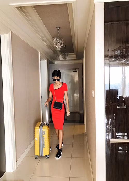 Hoa hậu Hoàn vũ Việt Nam 2017 thường xuyên di chuyển để tham gia các sự kiện trong nước. Ảnh: FBNV