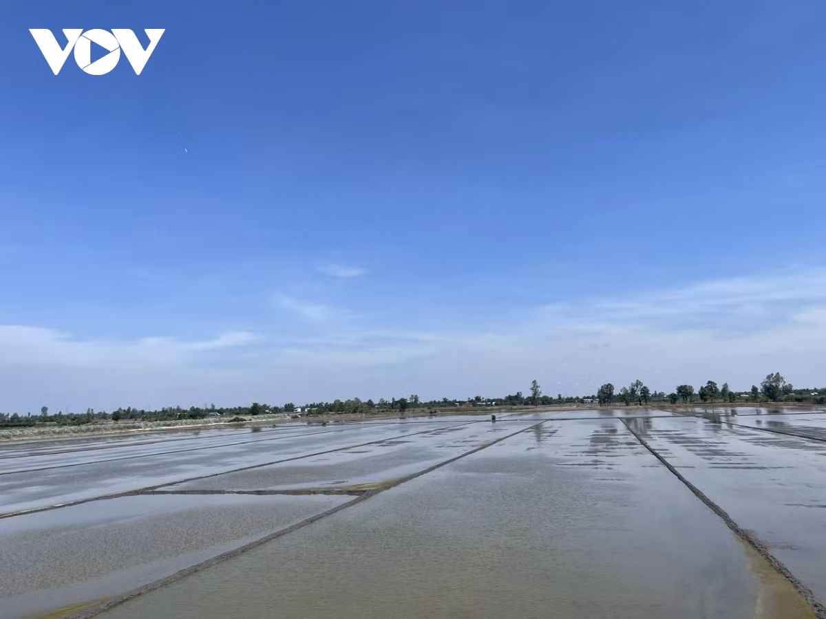 Vi sao chuyen gia quan ngai ve kenh dao Funan Techo cua Campuchia?