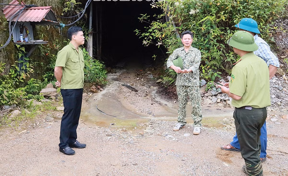 Hồ sơ Công ty Nhẫn dừng khai thác mỏ vàng lớn nhất Lào Cai - Hình 2 Ho so Cong ty Nhan dung khai thac mo vang lon nhat Lao Cai-Hinh-2