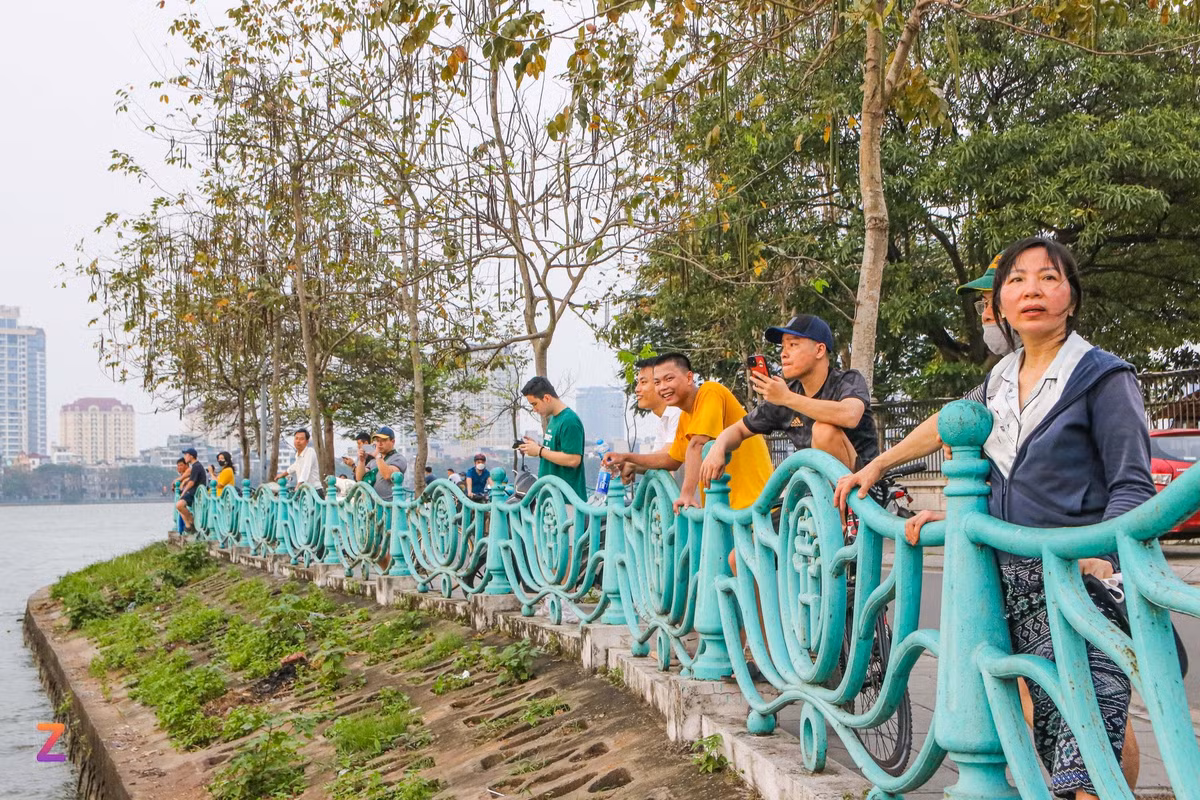 Luot song Ho Tay dau he, trai nghiem kho tin va tuyet voi-Hinh-22