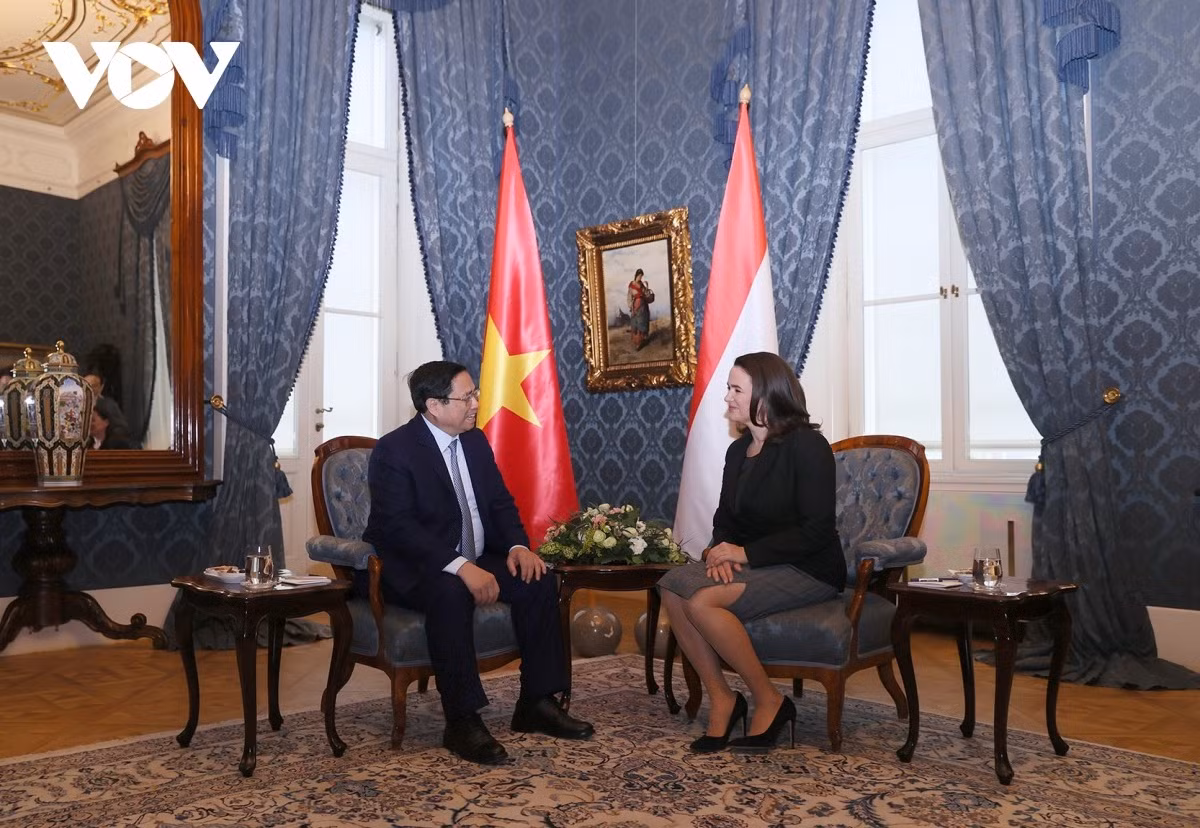 Thu tuong Chinh phu Pham Minh Chinh hoi kien Tong thong Hungary
