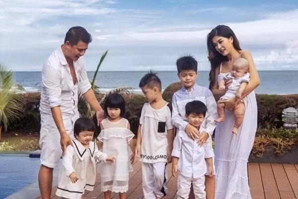 Oanh Yến nhận sai lầm khi đưa các con bỏ phố về quê - Hình 8 Oanh Yen nhan sai lam khi dua cac con bo pho ve que-Hinh-8